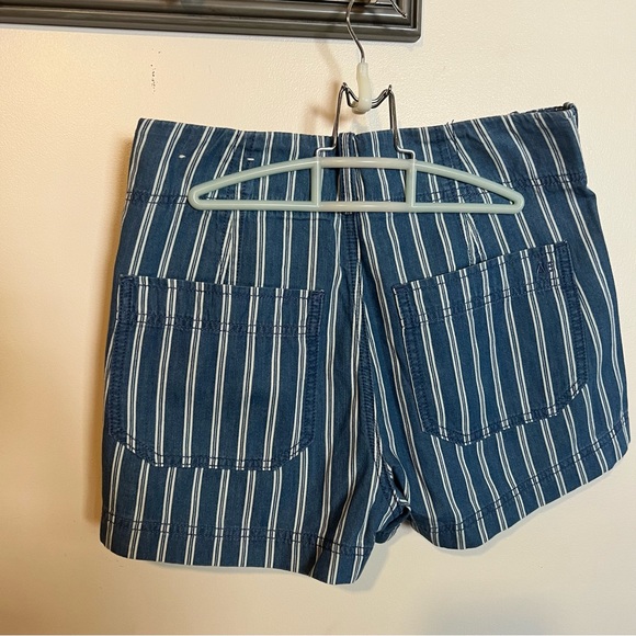 American Eagle outfitters Women’s Shorts Size 4 - Picture 4 of 10